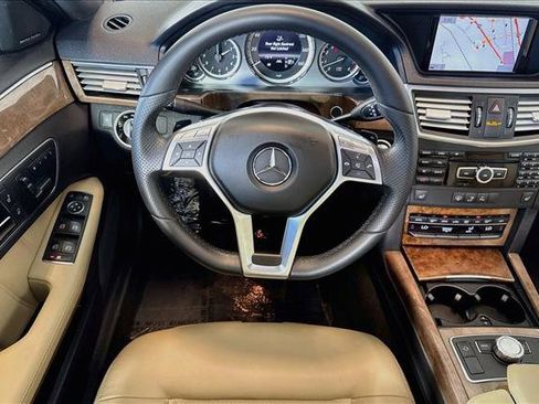 Used 2013 Mercedes-Benz E 350 Sedan image 21