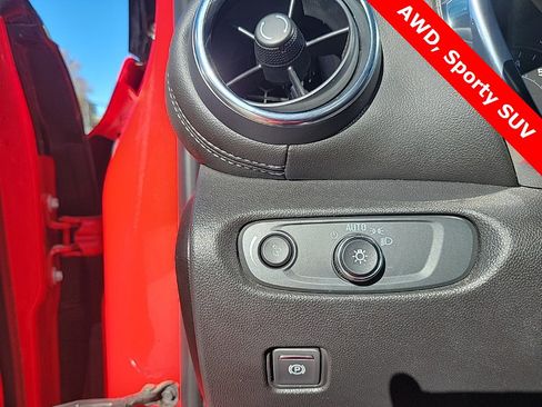 Used 2023 Chevrolet Blazer LT image 20