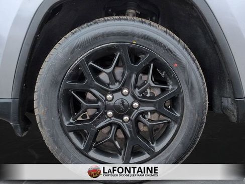 Certified 2020 Jeep Grand Cherokee Limited w/ Premium Lighting Group image 33