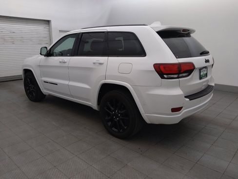 Used 2021 Jeep Grand Cherokee Laredo X RWD image 3