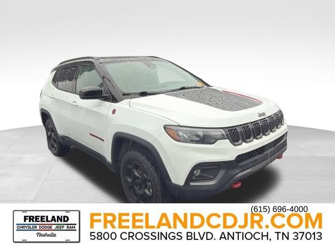 Used 2023 Jeep Compass Trailhawk AWD/4WD image 1