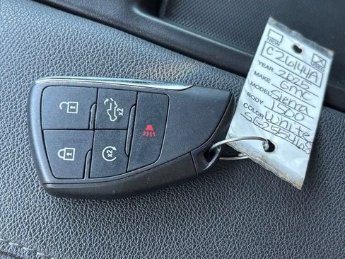 Used 2025 GMC Sierra 1500 Elevation AWD/4WD image 18