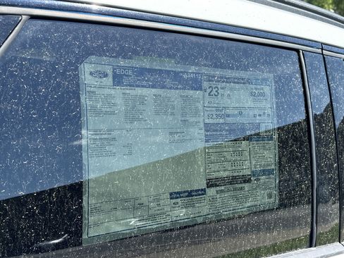 New 2024 Ford Edge SE image 7