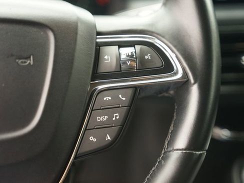 Used 2021 Lincoln Nautilus AWD w/ Equipment Group 101A image 23