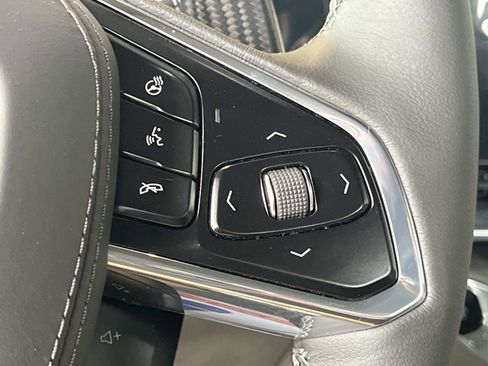 Used 2024 Chevrolet Corvette Z06 image 25