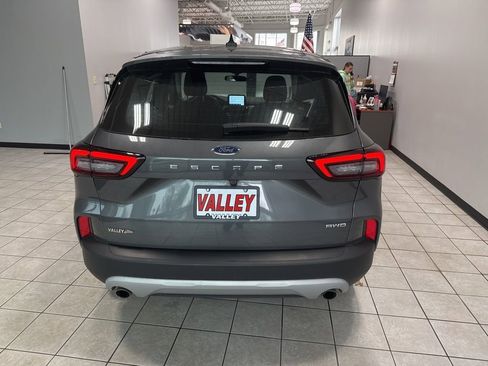 Used 2023 Ford Escape AWD image 71
