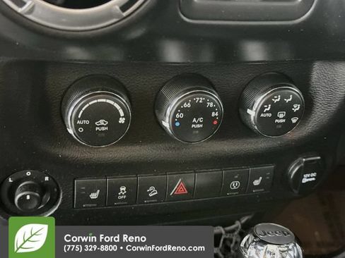 Used 2013 Jeep Wrangler Unlimited Rubicon AWD/4WD image 15