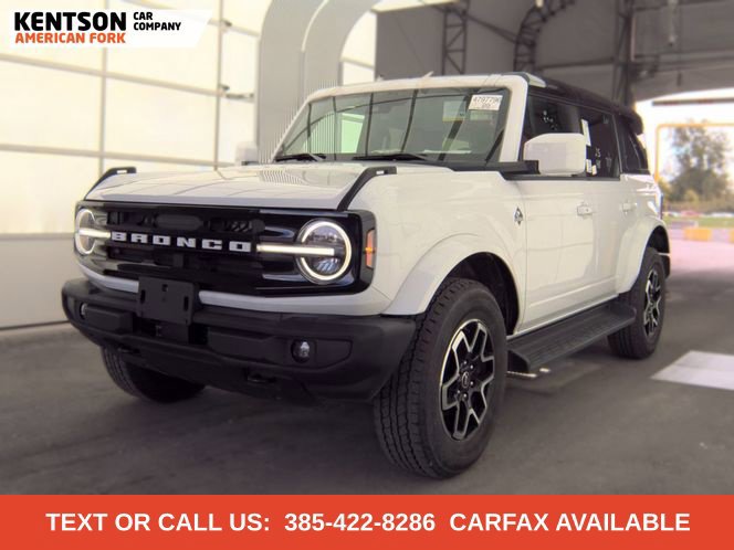 Used 2025 Ford Bronco Outer Banks AWD/4WD image 1
