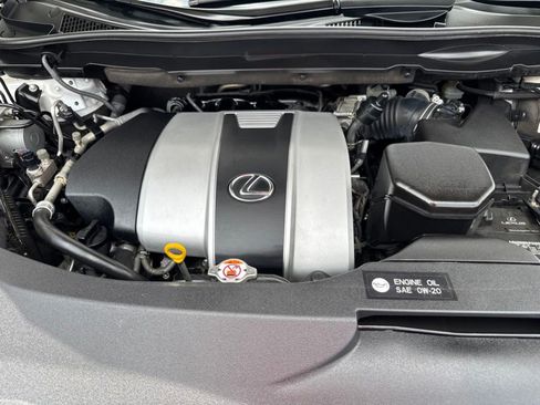 Used 2018 Lexus RX 350L FWD image 38