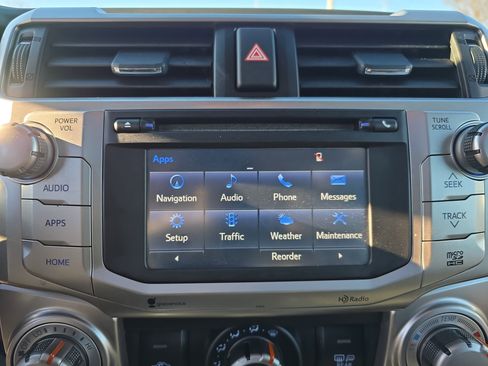 Used 2015 Toyota 4Runner SR5 Premium image 19