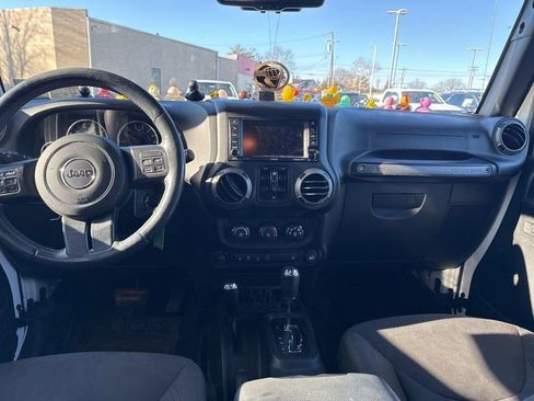Used 2017 Jeep Wrangler Unlimited Sport w/ Quick Order Package 24S image 7