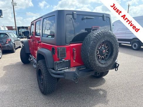 Used 2018 Jeep Wrangler Unlimited Sport S AWD/4WD image 11