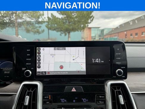 Used 2022 Kia Sorento SX Prestige image 19