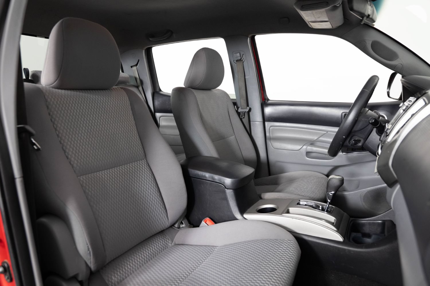 Used 2015 Toyota Tacoma 4x4 Double Cab w/ SR5 Package image 26