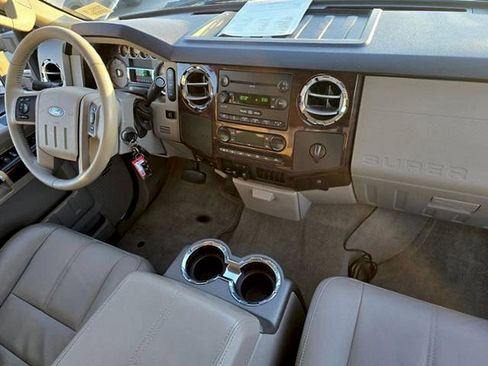 Used 2008 Ford F350 Lariat image 11