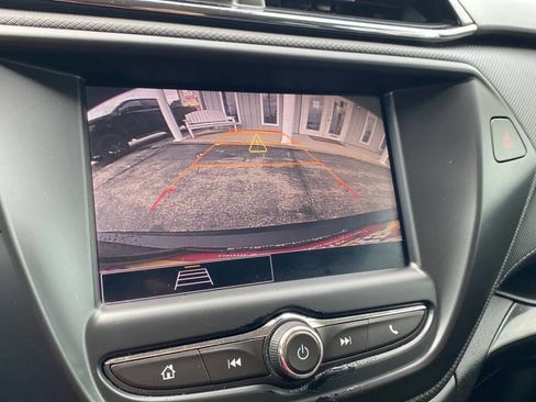 Used 2021 Chevrolet TrailBlazer LS image 19