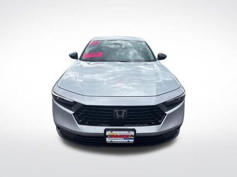 Certified 2025 Honda Accord SE image 8