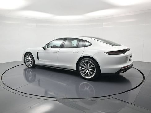 Certified 2023 Porsche Panamera 4 AWD/4WD image 3