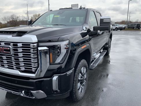 New 2026 GMC Sierra 2500 Denali w/ Denali Reserve Package image 21