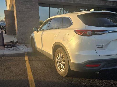 Used 2019 MAZDA CX-9 Touring FWD image 2