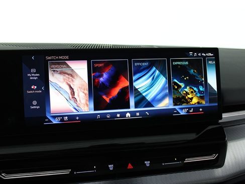 Used 2024 BMW 530i w/ M Sport Package image 25