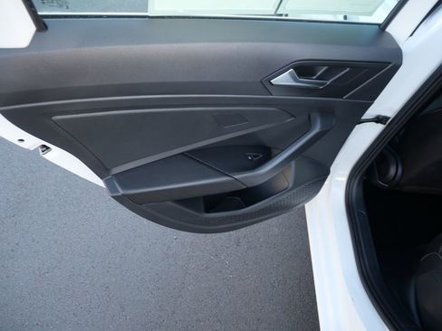 Used 2024 Volkswagen Jetta S image 18