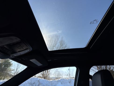 Certified 2025 Dodge Durango R/T image 34