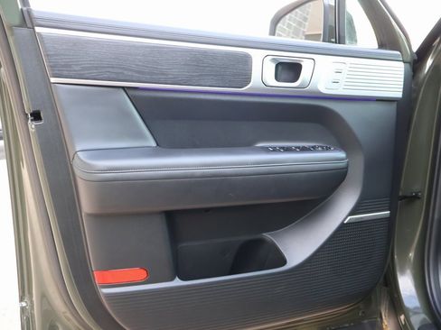 Used 2024 Hyundai Santa Fe Limited image 23