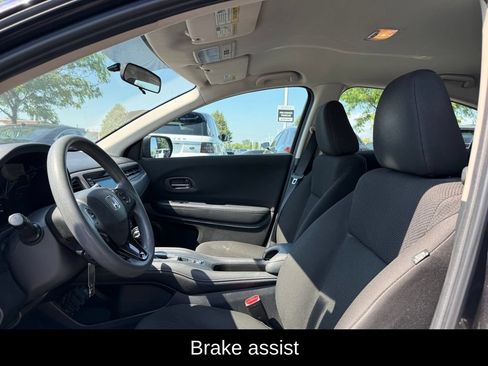 Used 2016 Honda HR-V LX image 6