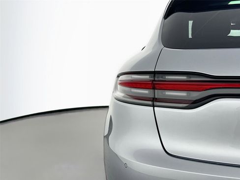 Certified 2025 Porsche Macan Turbo AWD/4WD image 17