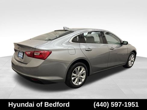 Used 2025 Chevrolet Malibu LT FWD image 5