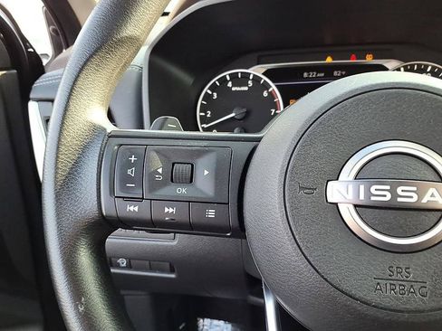 Used 2023 Nissan Rogue S AWD/4WD image 25