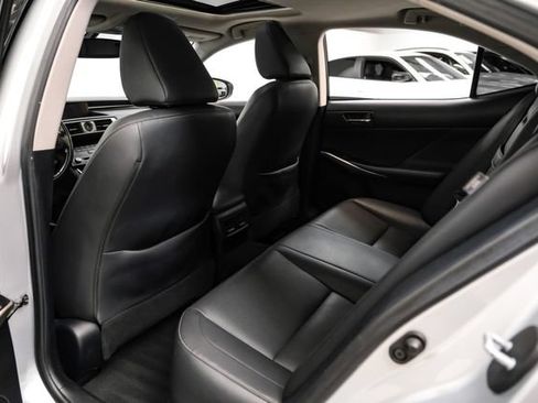 Used 2016 Lexus IS 200t RWD image 36