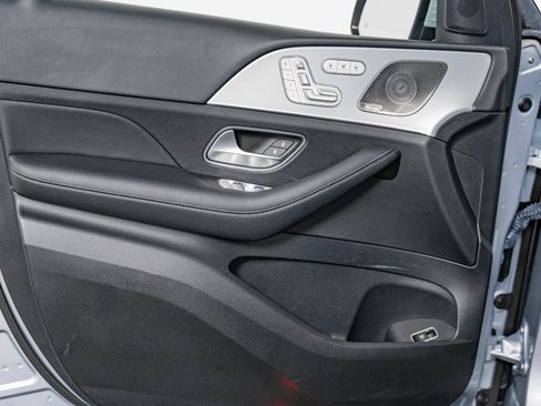 Certified 2024 Mercedes-Benz GLS 450 4MATIC image 23