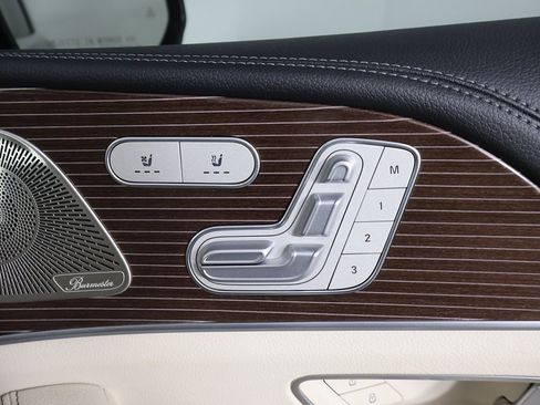 Used 2023 Mercedes-Benz GLE 450 4MATIC w/ AMG Line Exterior image 41