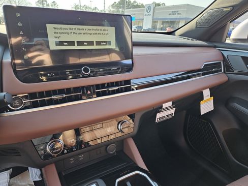 New 2026 Mitsubishi Outlander SEL image 13