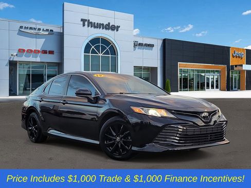 Used 2019 Toyota Camry L image 1