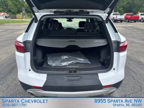 Used 2020 Chevrolet Blazer LT FWD image 31