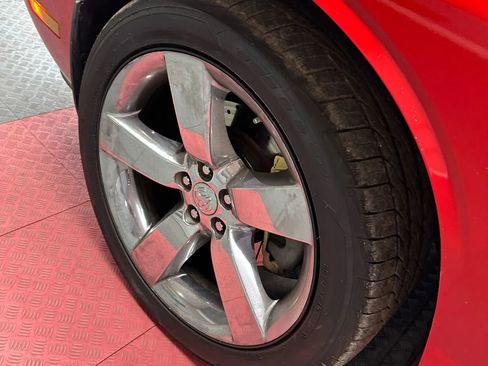 Used 2010 Dodge Challenger R/T image 33