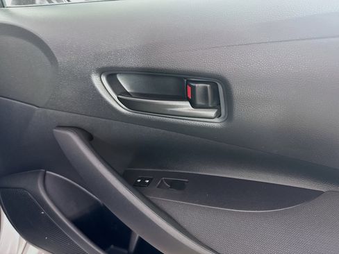 Used 2024 Toyota Corolla LE FWD image 30
