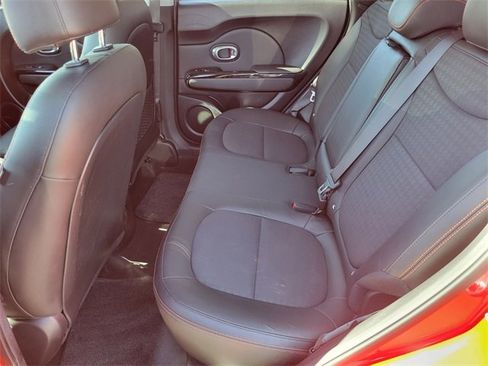 Used 2019 Kia Soul ! w/ Technology Package image 12