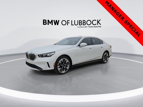 Certified 2025 BMW 530i xDrive image 4