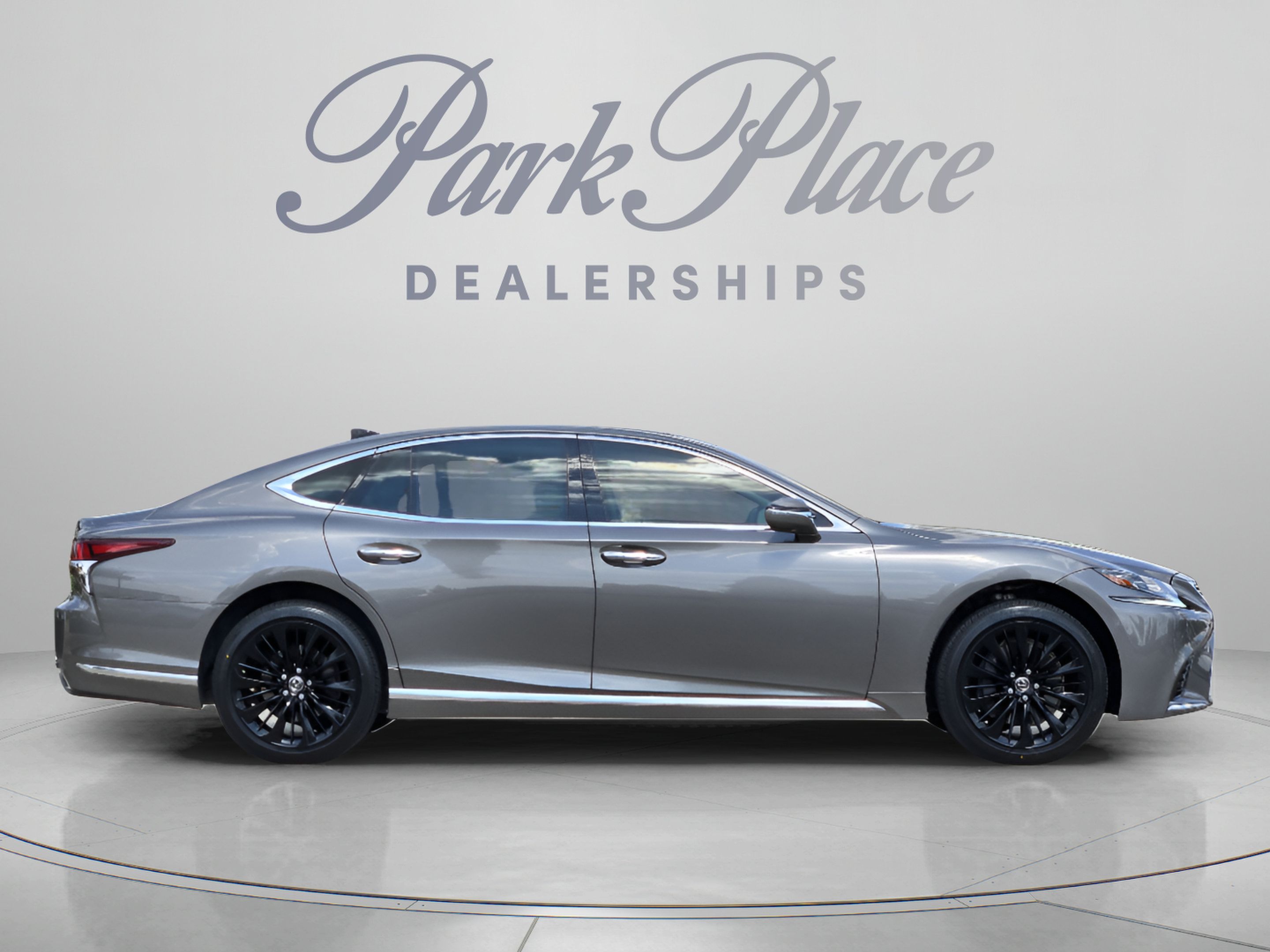 Used 2018 Lexus LS 500 w/ Interior Upgrade Package RWD image 6