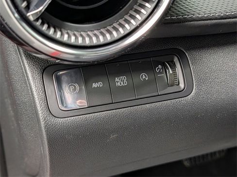 New 2026 Chevrolet Equinox LT w/ Convenience Package II image 17