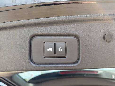 New 2026 Nissan Pathfinder SV AWD/4WD image 8