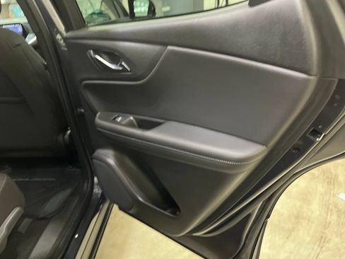 Used 2022 Chevrolet Blazer LT FWD image 29