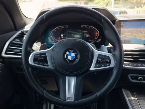 Used 2022 BMW X5 xDrive40i w/ M Sport Package AWD/4WD image 19
