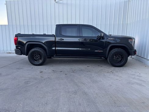 Used 2024 GMC Sierra 1500 AT4X w/ AT4X AEV Edition image 5