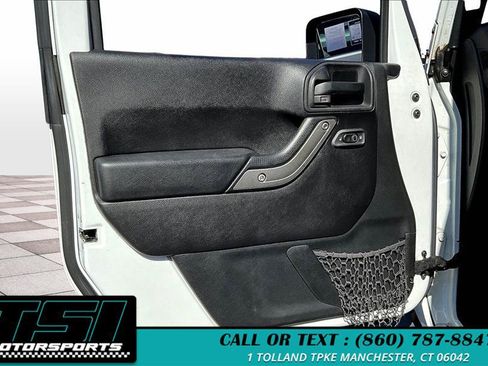 Used 2015 Jeep Wrangler Unlimited Sport w/ Quick Order Package 24S AWD/4WD image 23