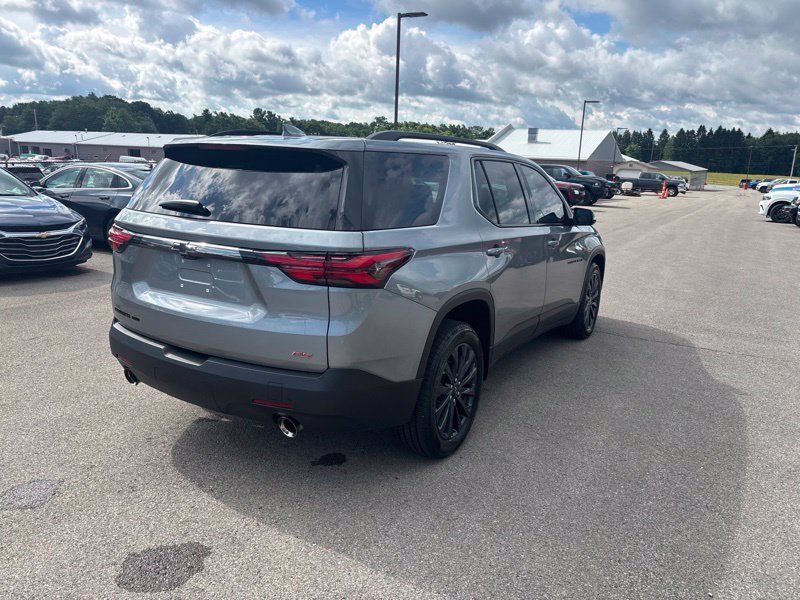 Used 2023 Chevrolet Traverse RS AWD/4WD image 3